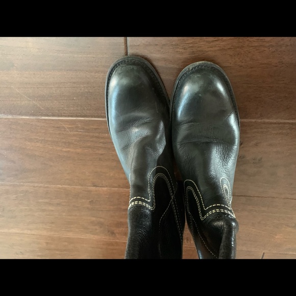 Tall boots with embroidery - Picture 4 of 8